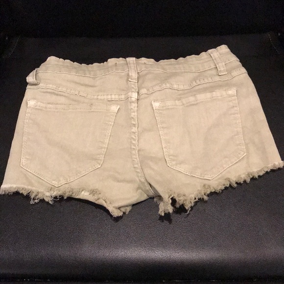 Shorts - Picture 2 of 2